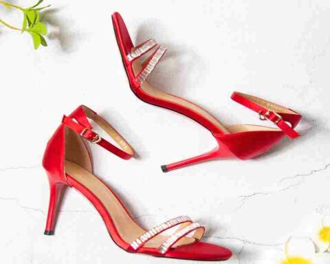 What Color Heels Pair Perfectly With A Red Dress